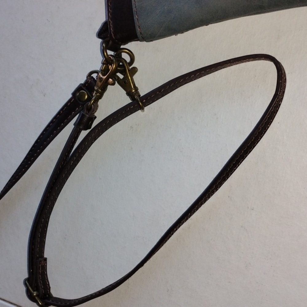 CHALA Weiner Dog Mini Indigo Crossbody Purse Dachshund Puppy Doxie Faux Leather - Picture 6 of 7